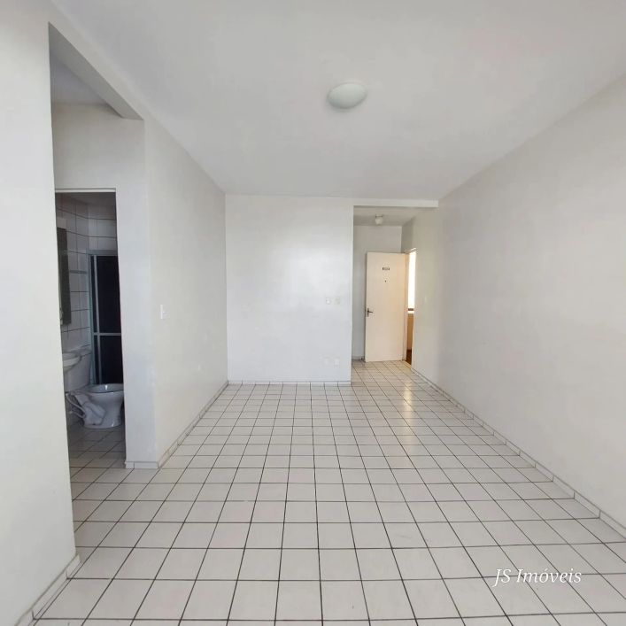 Apto no Condomínio Marquês de Paranagá entre o Centro e o Aeroporto com 3 quarto sendo 2 suíte