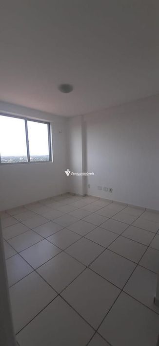 Apartamento no Ed. Araxá para Venda