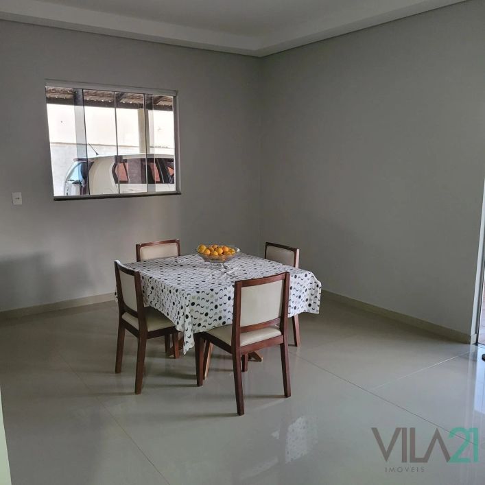 Vendo uma linda casa em um lote de 800m² na rua Chiara - Ponte Alta Norte-Gama/DF