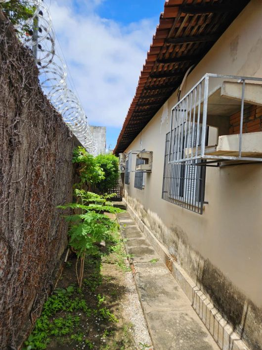 CC-Imóvel Casa à venda tem 207 m² com 3 quartos no Morada do Sol - Teresina - PI