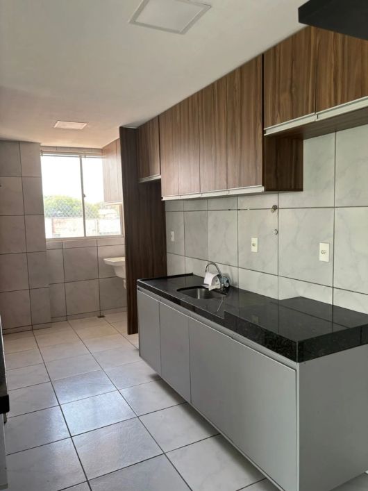 Apartamento (Padrão), com 3 quartos e 2 banheiros à Venda, 85 m² em Teresina/PI