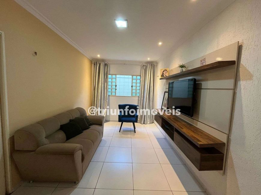 Casa a venda no Parque Piauí com 3 Quartos TR210828 THE -7VT2KQ