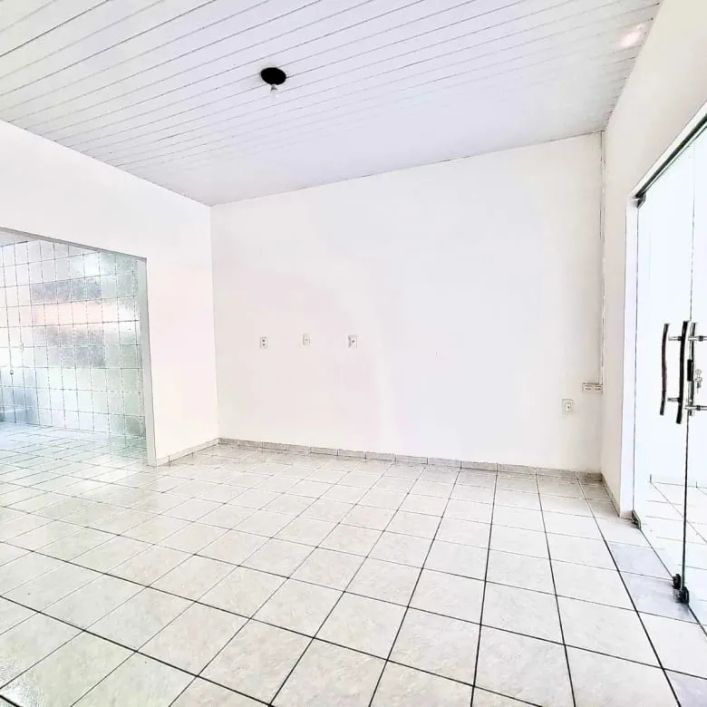 Casa no Vale Quem Tem com 03 Quartos TR178248 THE - MLUTB6
