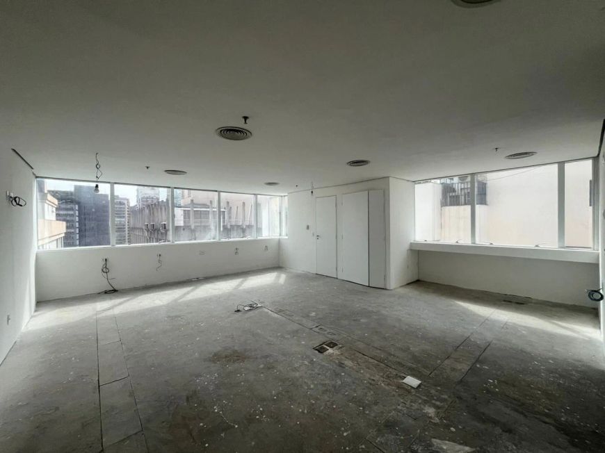 Conjunto à venda, 61 m² por R$ 650.000,00 - Vila Olímpia - São Paulo/SP