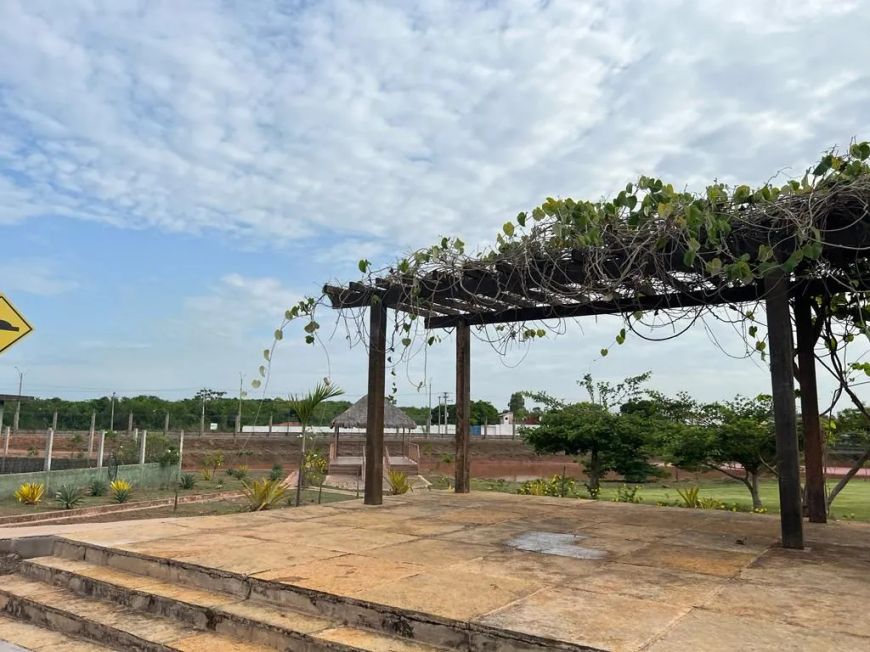 Cc-Imóvel Lote à Venda possui 305m² em Cond. Aldebaran Leste. Teresina - PI