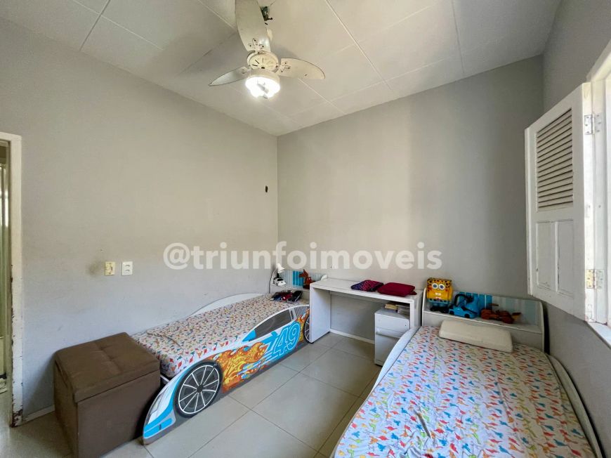Casa a venda com 03 quartos no Mocambinho TR195468 THE -19J2KQ