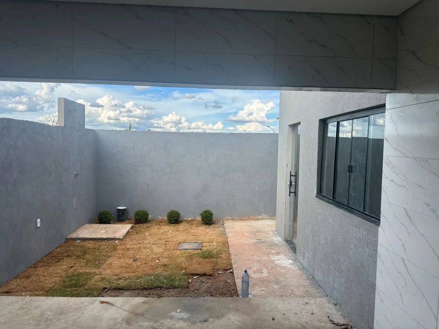 Condominio Arniqueiras Casa para venda tem 150 metros quadrados com 3 quartos 2 garagem