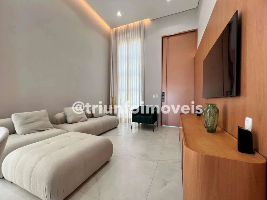 Casa Térrea a venda em Condomínio com 3 Quartos TR205104 THE -2DGTB6
