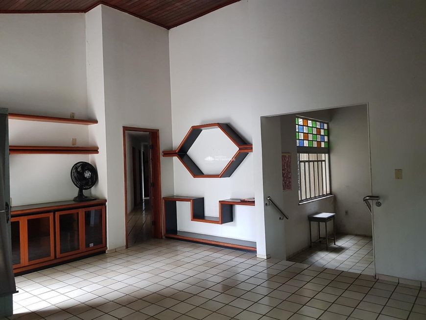 R. OSVALDO COSTA E SILVA - BAIRRO: PIÇARREIRA