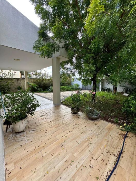 KM VENDE-SE CASA NO BAIRRO ININGA