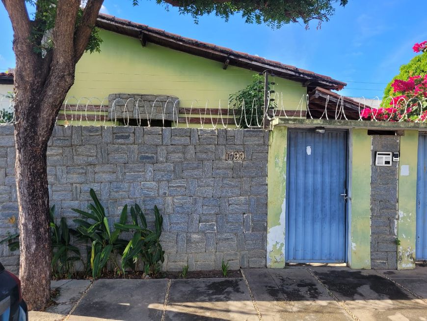 Imóvel para venda tem 450 metros quadrados com 6 quartos no bairro Ininga - Teresina - PI