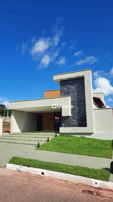 Casa com 3 dormitórios à venda, 126 m² por R$ 850.000,00 - Vale Quem Tem - Teresina/PI
