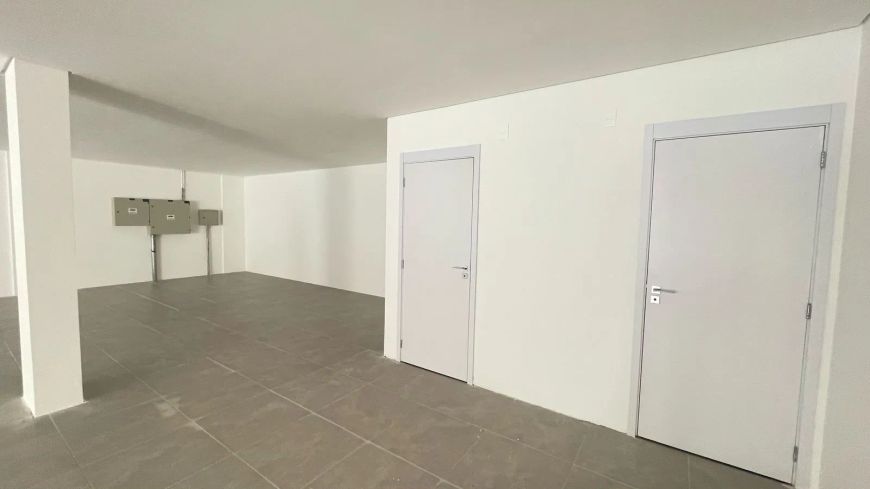 Loja com 202 m², para locação, recém entregue, Rua Clodomiro Amazonas por R$ 30.000,00.