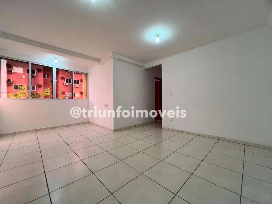 Apartamento a venda com 3 Quartos na Piçarreira TR205620 THE -1PB0TB6
