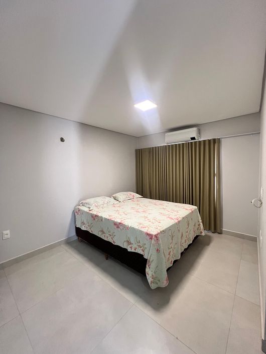 CN Casa Térrea em Fazenda Real: Porteira Fechada, 3 Suítes, Energia Solar e Lazer Completo