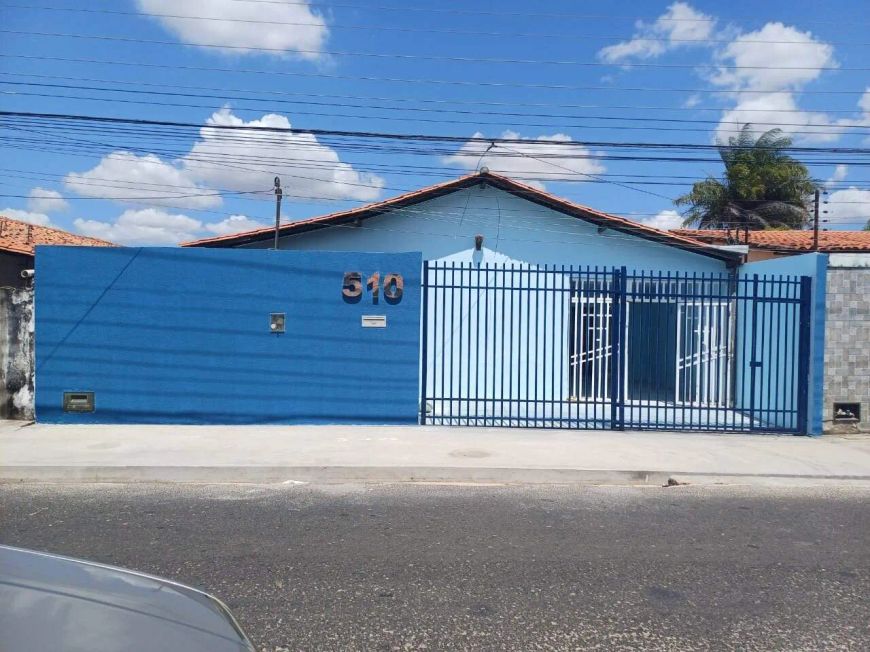 Casa à venda, 3 quartos, 2 suítes, 1 vaga, Matadouro - Teresina/PI