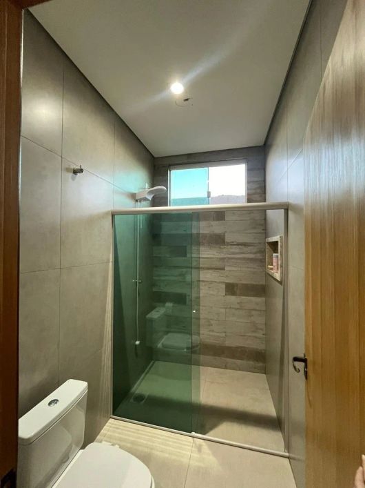 Excelente casa alto padrão com 3 Quartos no Residencial Flor de Cerejeira.