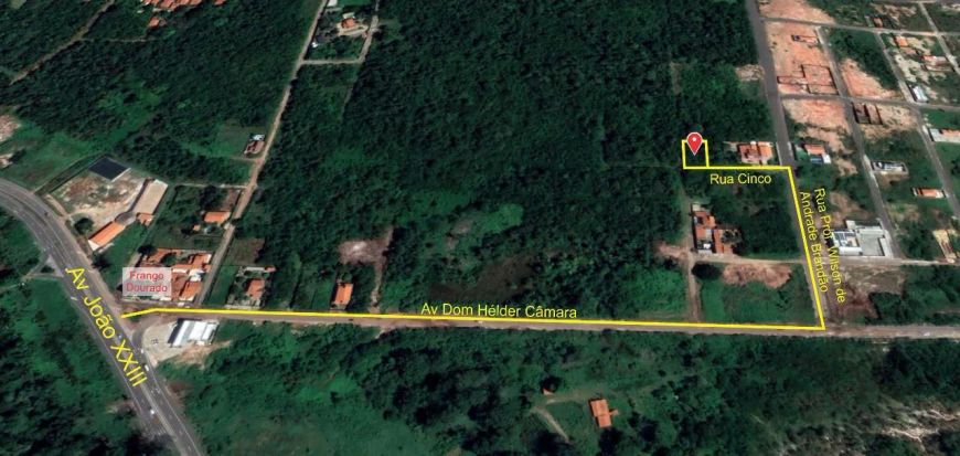 Imóvel para venda possui 555 metros quadrados em Uruguai - Teresina - PI
