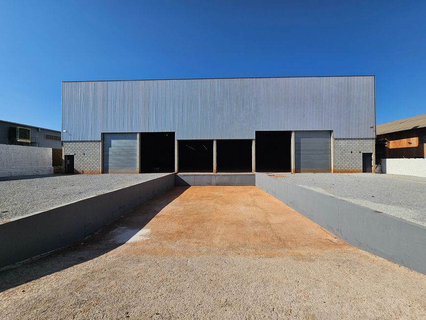 Galpão Logístico, Industrial e Comercial com 1540m² de Área Construída em terreno de 2.100m²no Seto