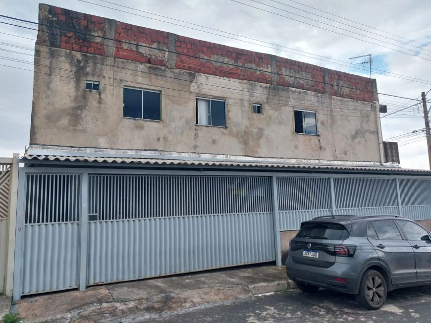 CASA para venda tem 300 metros quadrados com 2 quartos em Recanto das Emas - Brasília - DF