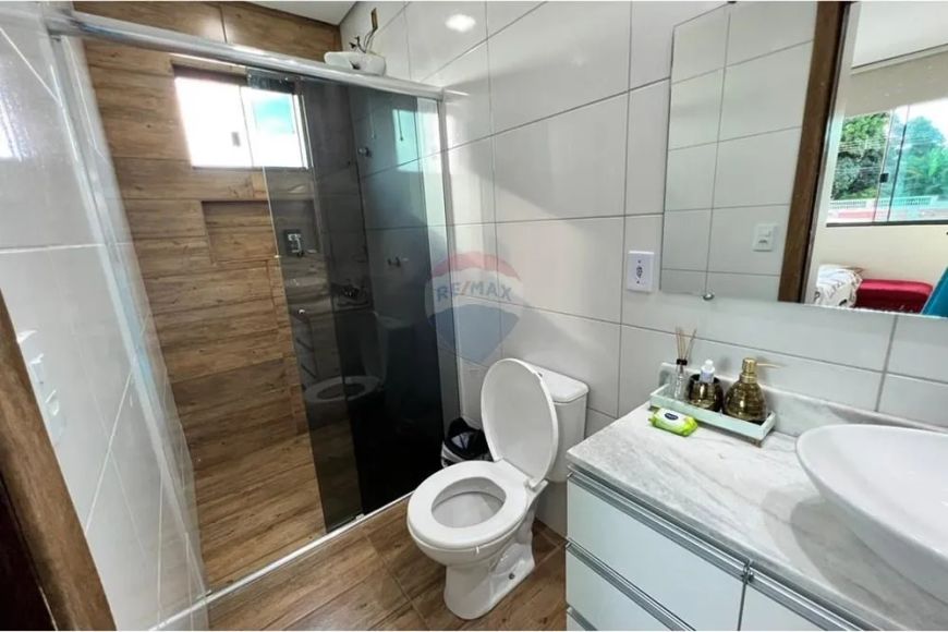 Casa em Arniqueiras, com ótima vista para a ponte JK, Plano Piloto e Águas Claras.