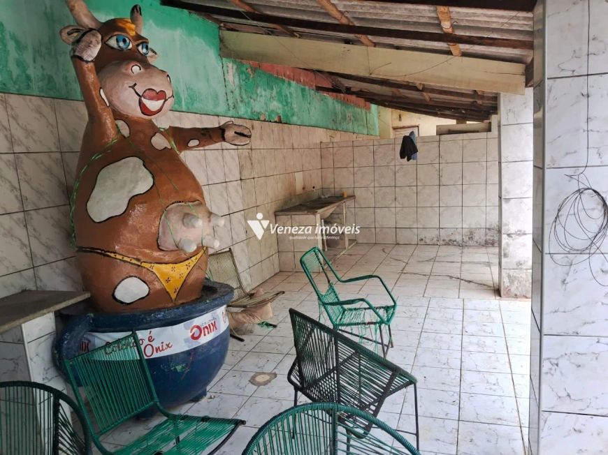 CASA PARA VENDA NA MATINHA.