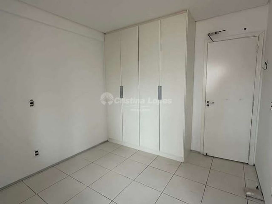 Imóvel para venda possui 103 metros quadrados com 3 quartos em Jóquei - Teresina - PI
