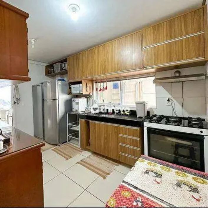 Casa com 4 dormitórios à venda por R$ 650.000 - Morros - Teresina/PI