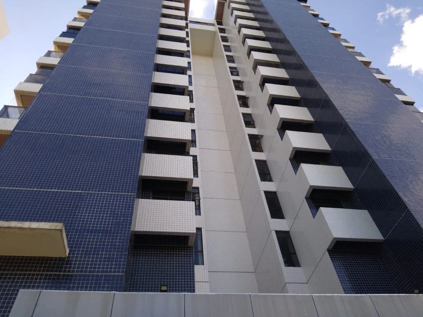 Apartamento com 3 quartos, (2 suítes), próximo do coco bambu, Jóquei - Teresina - PI