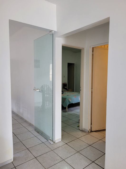 Casa para venda tem 170 metros quadrados com 3 quartos em Vale Quem Tem - Teresina - PI