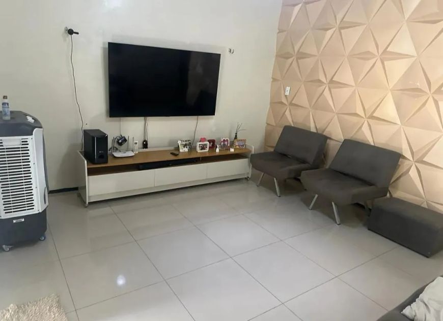 Casa no Saci com 4 quartos sendo 2 suítes piso em porcelanato financia
