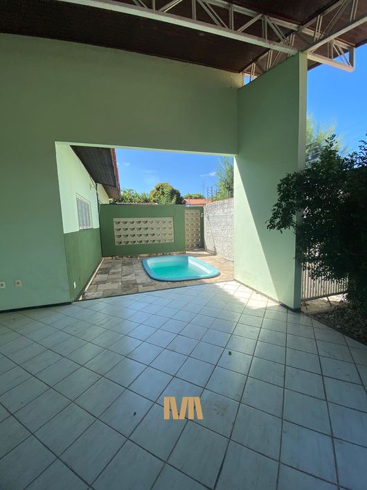 Casa com 04 Quartos, 264m² à Venda no bairro Ininga | Zona Leste