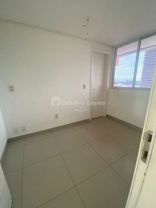 CS - Apartamento para venda possui 224 metros quadrados com 4 quartos em Jóquei - Teresina - PI