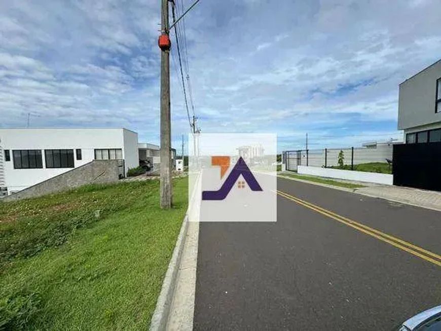 Terreno à venda no condomínio Verana, bairro Tabajaras