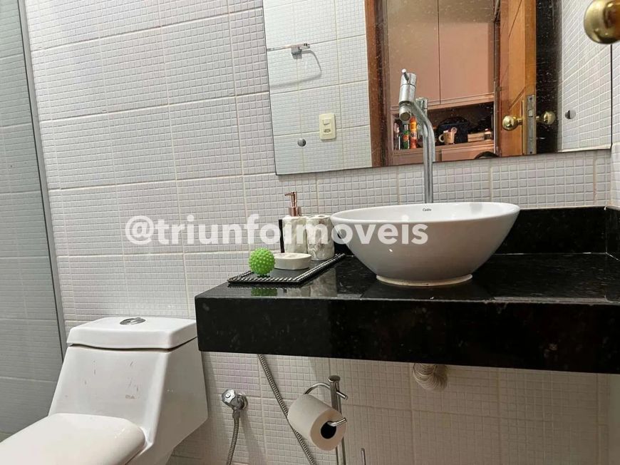 Casa a venda no Lourival Parente com 3 Suítes TR205998 THE -13LETB6