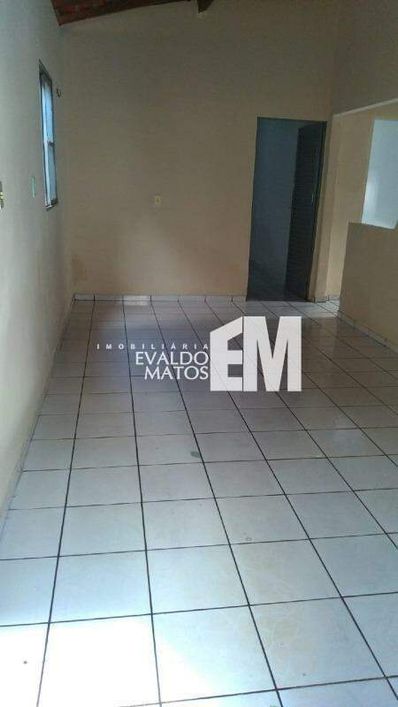 Casa à venda, 2 quartos, 1 vaga, Vale Quem Tem - Teresina/PI