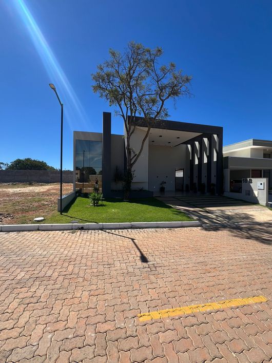 Casa ponte alta norte, 4 suítes, 400m², piscina, condomínio padrão americano.