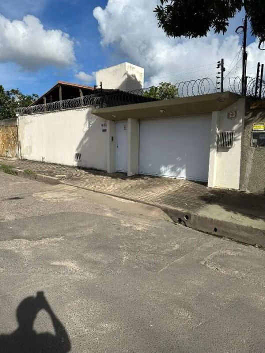Casa à venda com 4 quartos - Teresina/PI