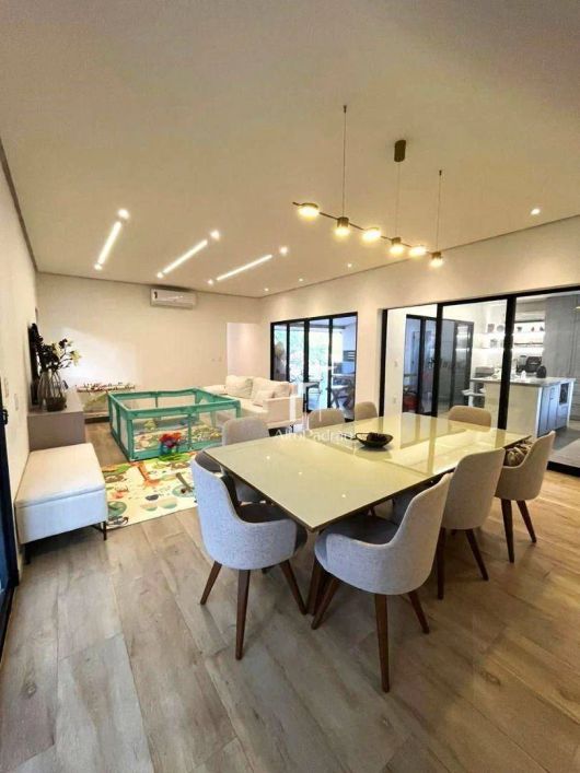 Casa Nova de Alto Padrão à Venda – Fazenda Real