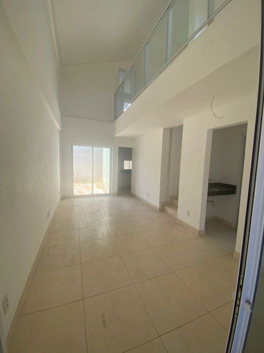 LA - Casa duplex para venda tem 105 metros quadrados com 3 quartos em Uruguai - Teresina - PI