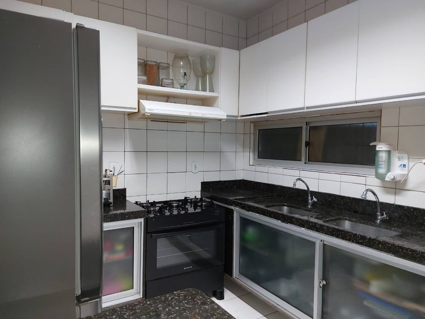 Belíssima Casa Duplex a venda com 142M², 04 quartos na Bairro Piçarreira zona leste