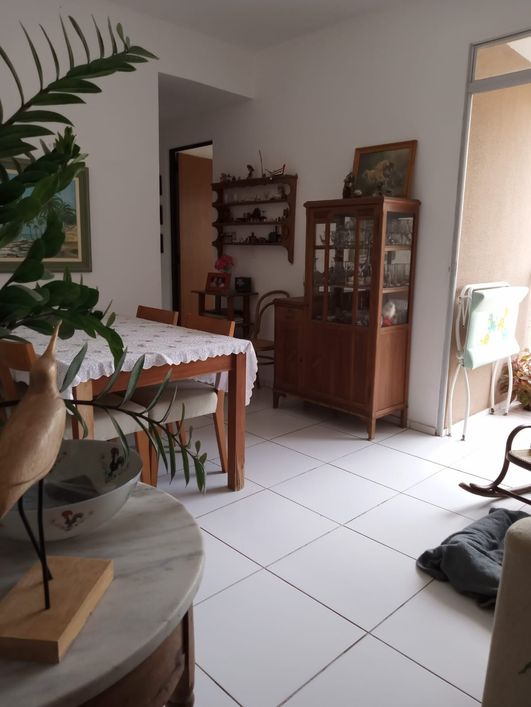 (2329) APARTAMENTO PADRÃO À VENDA NO VALE QUEM TEM.