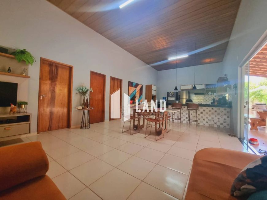 Casa de Condomínio Para Vender com 3 quartos 2 suítes no bairro Novo Uruguai em Teresina