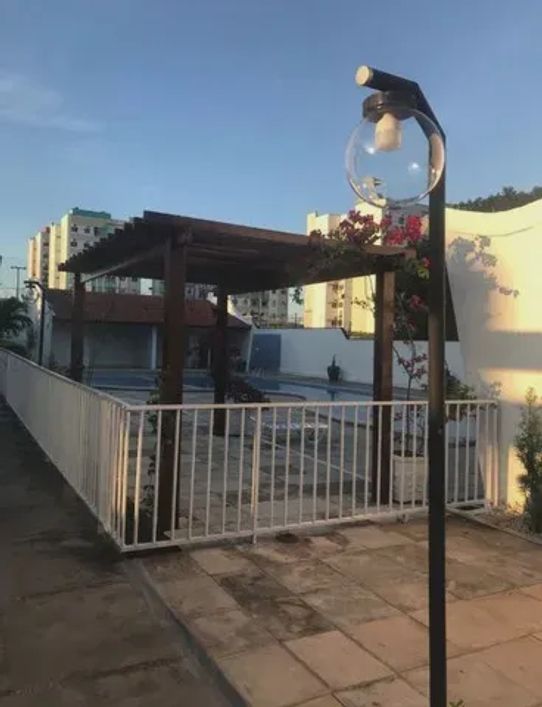 Imóvel para venda tem 65 metros quadrados com 3 quartos em Cristo Rei - Teresina - PI