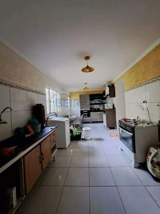 Sobrado á venda, 4 quartos, 4 vagas de garagem - Arniqueiras