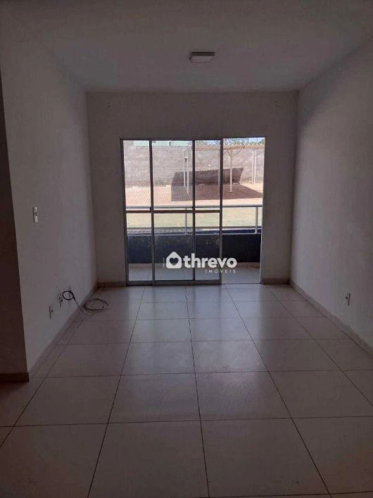 Apartamento com 3 dormitórios à venda, 77 m² por R$ 300.000 - Uruguai - Teresina/PI
