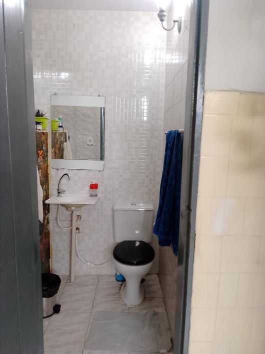 Casa para venda possui 240 metros quadrados com 2 quartos em Mafuá - Teresina - PI