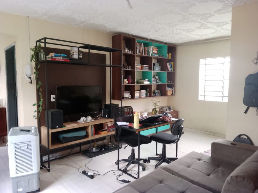 Casa para venda possui 240 metros quadrados com 2 quartos em Mafuá - Teresina - PI