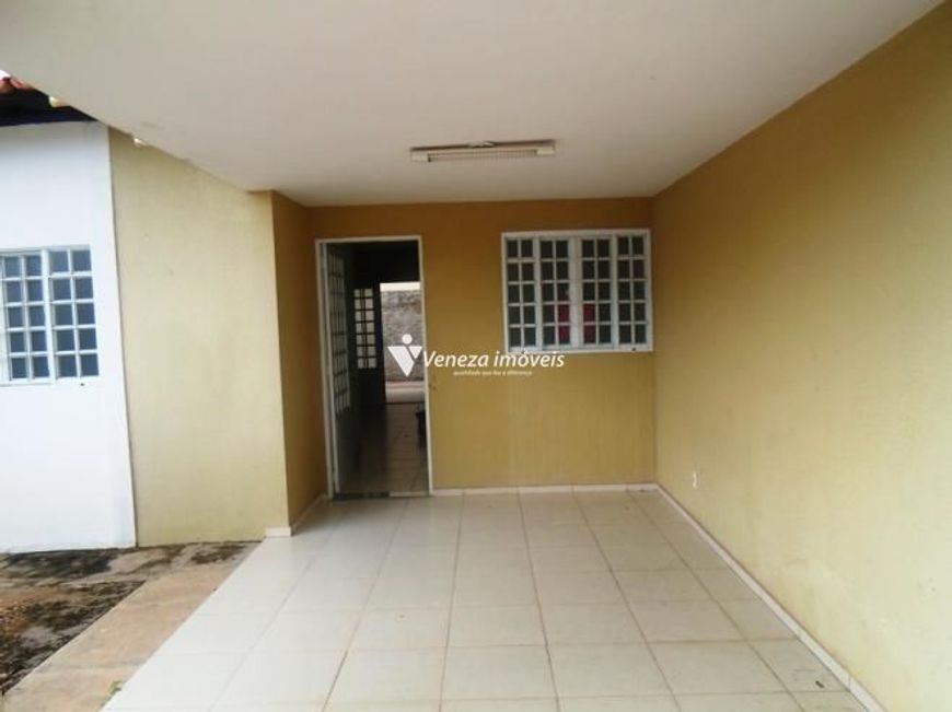 Casa Residencial no bairro Vale Quem Tem para Venda