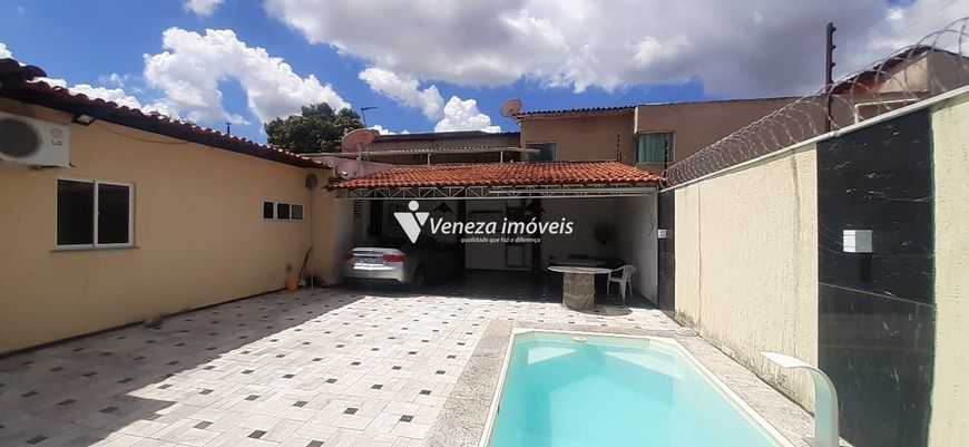 Casa Residencial no bairro Matinha para Venda